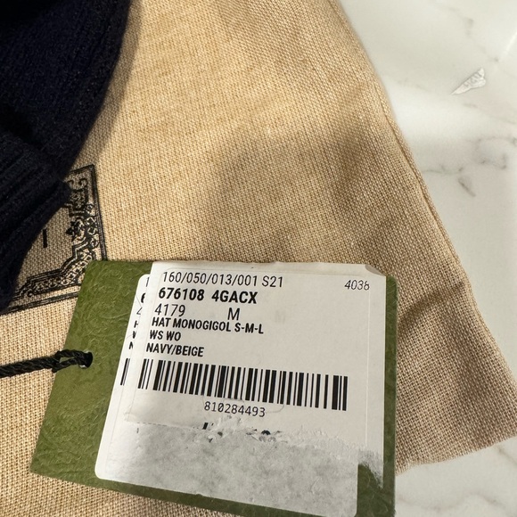 Gucci Cashmere Hat - Picture 5 of 5